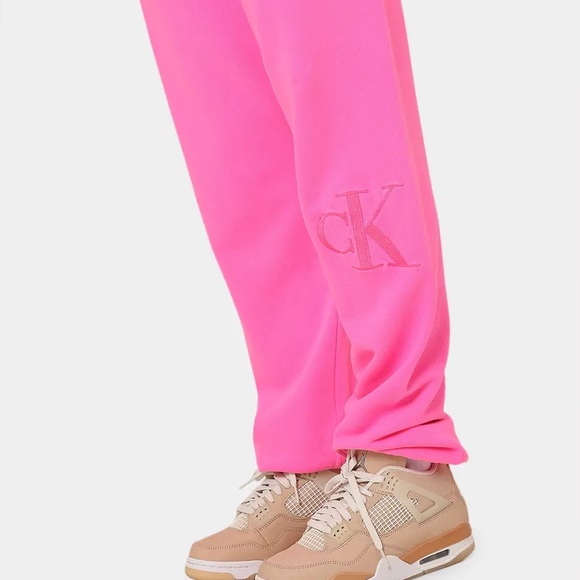NWT Calvin Klein Jeans Women’s Acid Wash Jogger Pants Neon Pink- Size XS - Picture 5 of 12